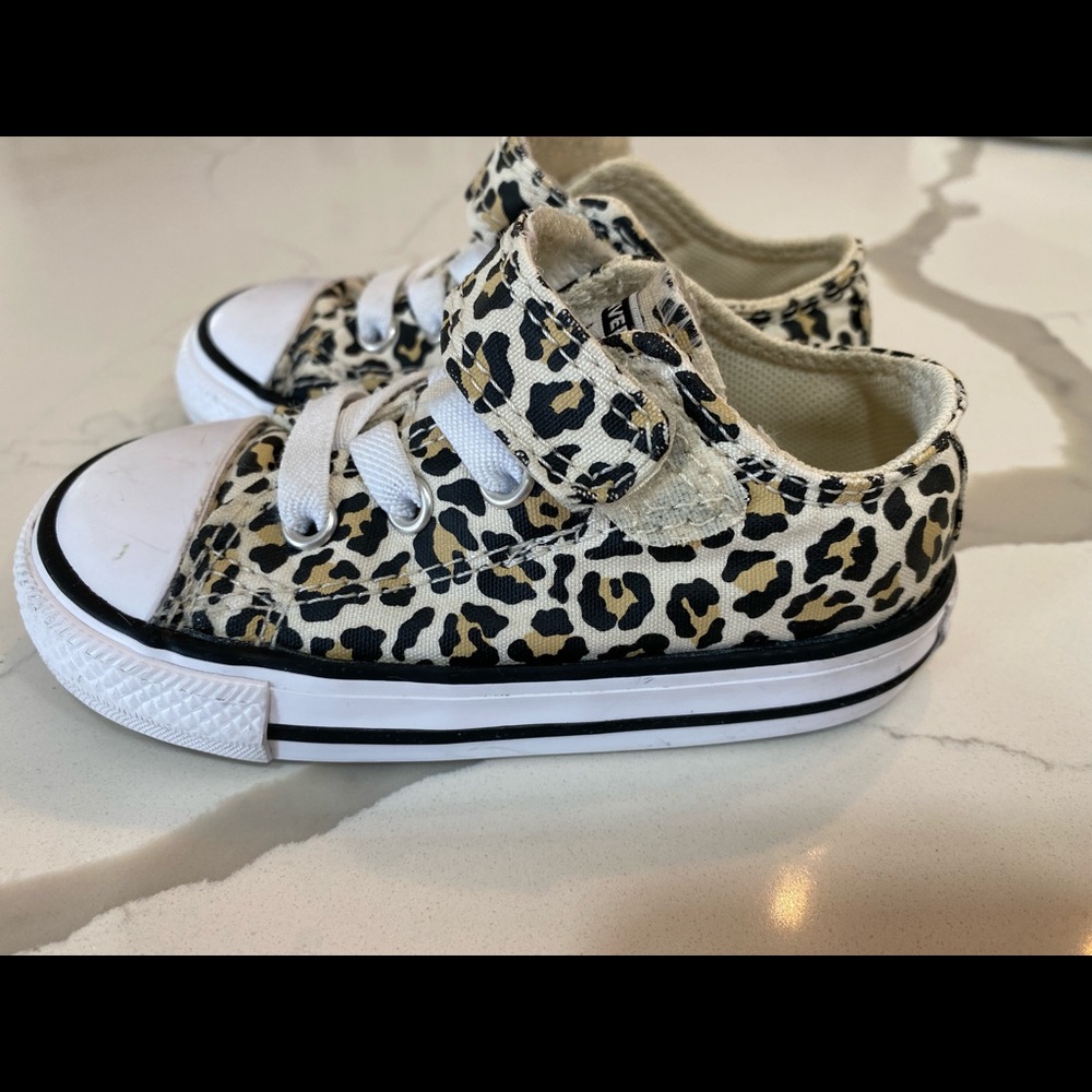 Converse Chucks Leopard - Toddler size 6